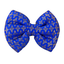 Load image into Gallery viewer, Bow Tie for Dogs: Traditional Festive Bow for Pets (Blue)