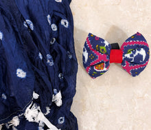 Load image into Gallery viewer, Holi Outfit for Dog and Mom: Matching Dog Bow Tie and Bandhani Dupatta (Blue)